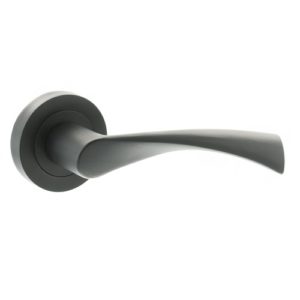 Black Croy Handle